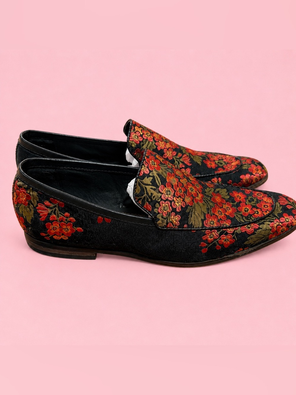 Steve Madden Duplex Black and Red Slip-On